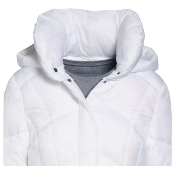 Madden NYC White Puffer Coat - Picture 4 of 14